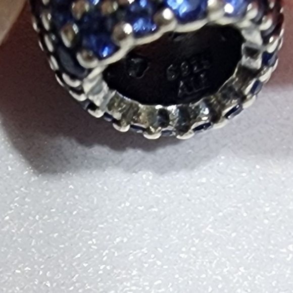 Pandora Bold Pavé Star Charm - Picture 8 of 8